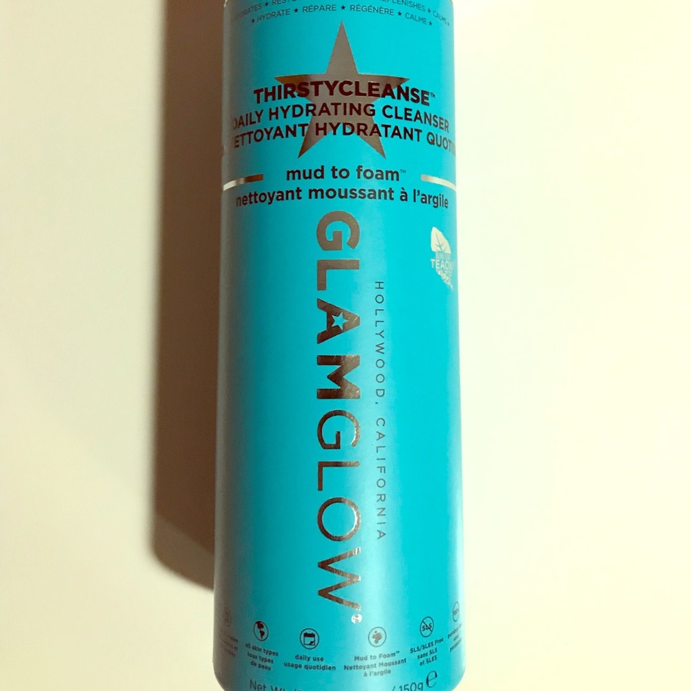 Glam glow Daily hydrating cleanser